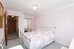 BEDROOM- click for photo gallery